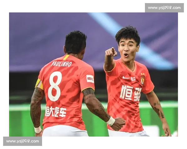 山东鲁能迎战上海上港强强对话牵动中超争冠格局走向焦点之夜全场瞩目 山东鲁能迎战上海上港强强对话牵动中超争冠格局走向焦点之夜全场瞩目